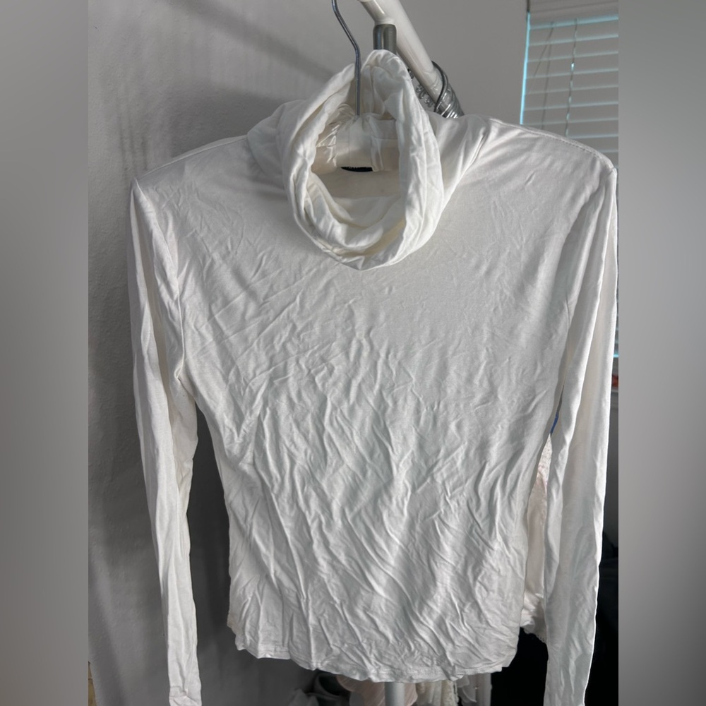 NWT White Fold-over Long-sleeve Turtleneck top